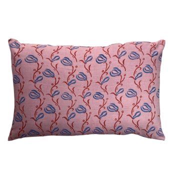 Trellis Cushion In Pink